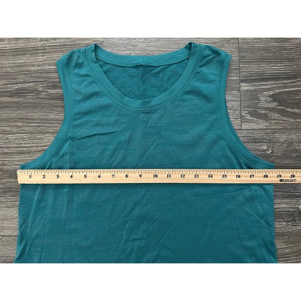 Lululemon Train to Be Tank Dot Camo Teal Lagoon - Picture 3 of 5